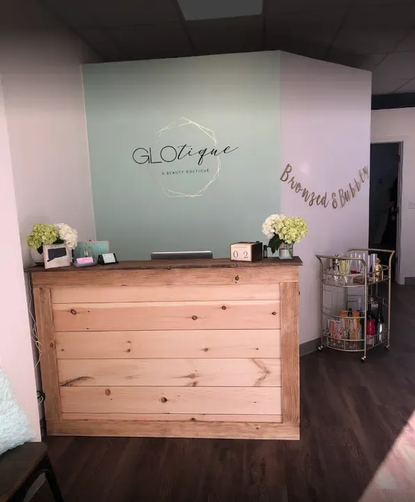 https://cdn.salonspotlight.com/photos/yKdxMhcWUXg3ZmDymfdF/eeebafb2-a893-4678-8ed3-f5dab71b11fa_720x720