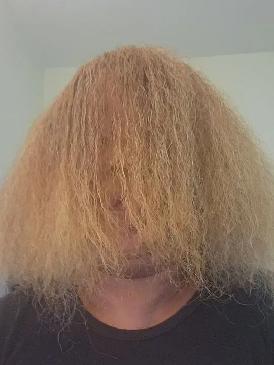 https://cdn.salonspotlight.com/photos/yKm4Lp9ZxLnFC7VWRcJ7/34c39e9b-efe7-491f-b3b1-1dddcefc7476_720x720