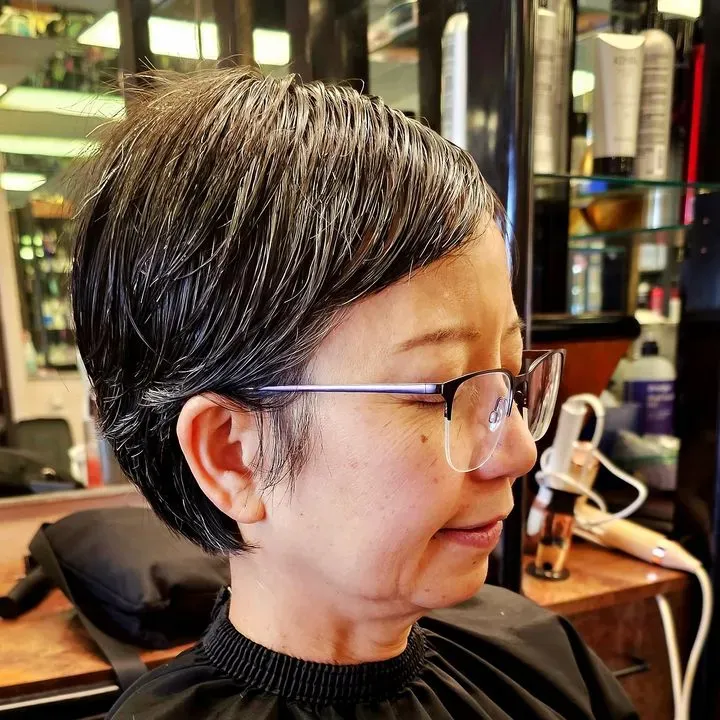 https://cdn.salonspotlight.com/photos/yPV72RKsj5EvS0DE3wfb/5d041ebc-f3af-4fd7-b172-a1490d75fffd_720x720