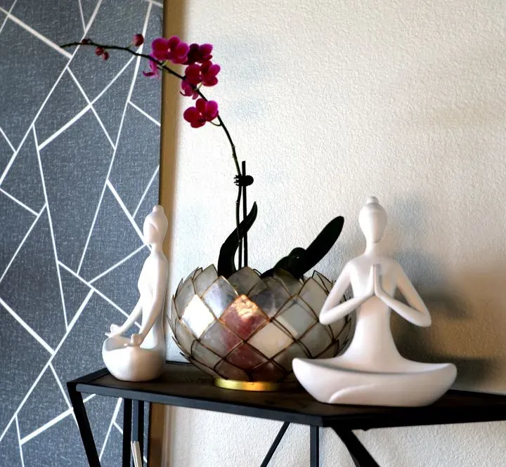 https://cdn.salonspotlight.com/photos/yPrLdjCcNWzXA8tzAxGV/b6e48b35-63bb-41a9-9ec5-e274114ec15f_720x720