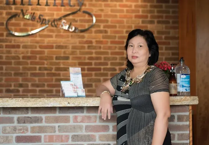 https://cdn.salonspotlight.com/photos/yVhMcDbUciDBEGB9uTgc/9688c895-7b91-4a8e-9ee2-49b784f88337_720x720