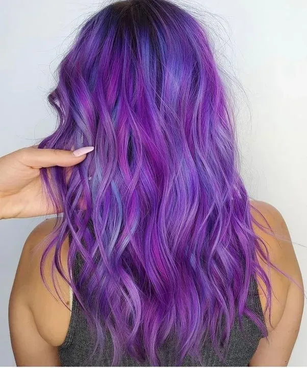 https://cdn.salonspotlight.com/photos/yXx7HGQ1nqCrCE60sam4/c4f48a58-dfd9-4989-a81f-2a849038ec72_720x720