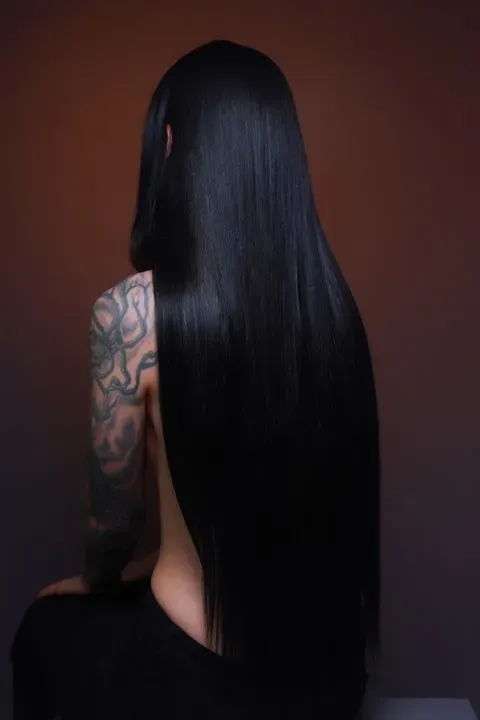 https://cdn.salonspotlight.com/photos/yY0SXucgqWyDzKYHto7x/aa88218f-d30e-4610-83e9-89af676b4b9e_720x720