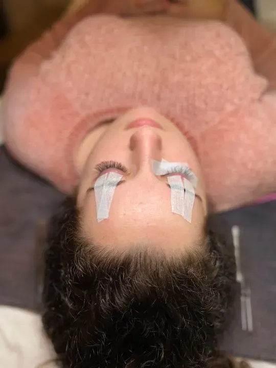 https://cdn.salonspotlight.com/photos/ybHcYb71Fy69qQl2BI3K/4ba0f495-0c67-40a6-8056-0f3412a59155_720x720