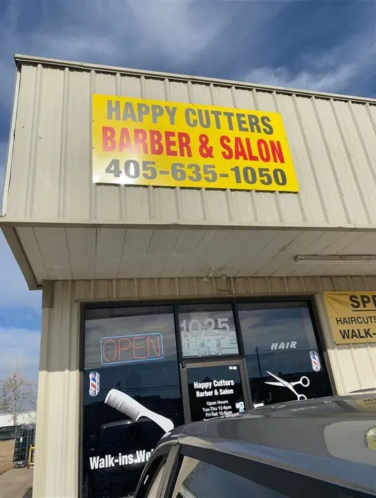 https://cdn.salonspotlight.com/photos/yba9E1r6UoI9aIzj4Dvd/1c0219bd-eed1-4d88-97a7-8d240db5061f_720x720