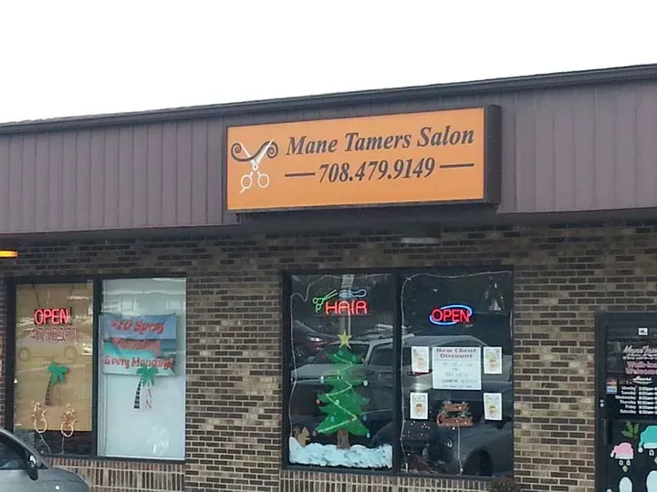 https://cdn.salonspotlight.com/photos/yjUhq43v0CG5HCJ0HMpG/04a5f0d6-86c9-4a8f-8866-70e0d84e68fa_720x720