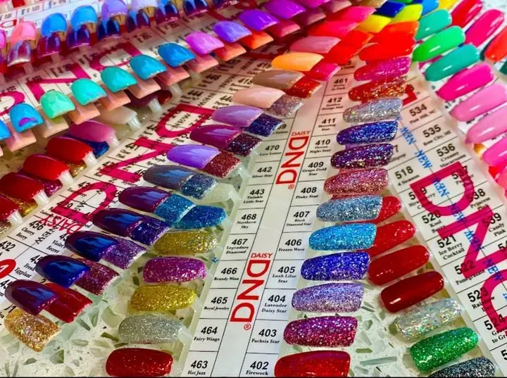 https://cdn.salonspotlight.com/photos/yl6zkAAPgdstzOGzPQDm/f3a52087-72db-426c-ae2b-8ffddc8eba24_720x720