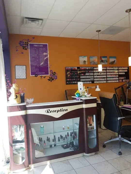 https://cdn.salonspotlight.com/photos/yrf14QBJJzt7PbnKoXaN/b17d93b7-5cf2-4cc1-bb2c-53ccf8737947_720x720