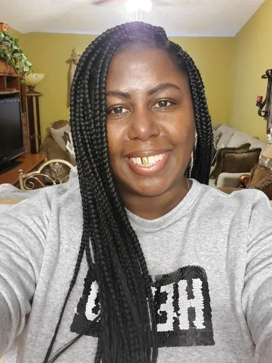 https://cdn.salonspotlight.com/photos/yrvoUDNbEoXaDvbBPsYM/b5efc6ba-92e6-4901-99da-a4adfbfcef94_720x720