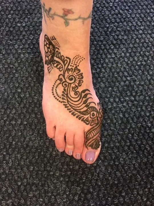 https://cdn.salonspotlight.com/photos/yv5vPsiZC2hnJHhLp8lp/6a440779-0c58-4a5a-be08-de2e5779b95d_720x720