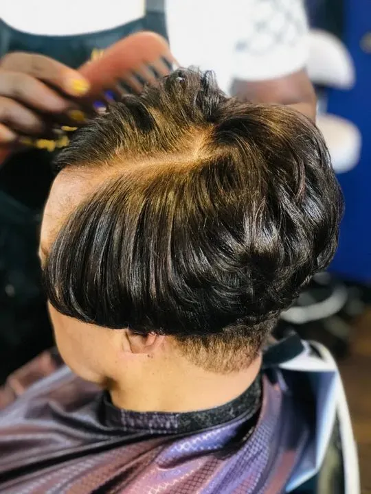https://cdn.salonspotlight.com/photos/ywr0LP7JRWeyvwMSQXAW/c5595755-14b5-446d-bcba-aec46de2045f_720x720