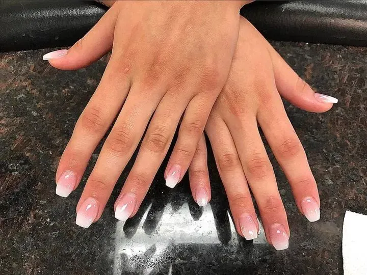 https://cdn.salonspotlight.com/photos/yzKtRSKVhQ3xiN27hrgo/e0d10db5-982f-4fae-ba06-a69446ea3688_720x720
