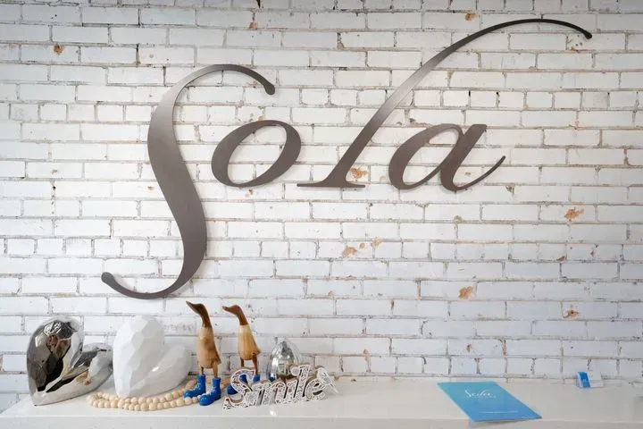 https://cdn.salonspotlight.com/photos/yzONUyhYxRwx3zkFPyUd/b8615ab8-2f33-4e16-8376-4bcc7e747812_720x720