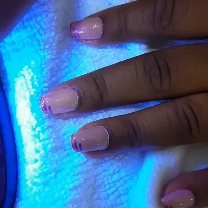 https://cdn.salonspotlight.com/photos/z1fZoKkD64O1zKZkqAJK/dd01579a-d3b1-46e1-b068-a10de49a8ddf_720x720
