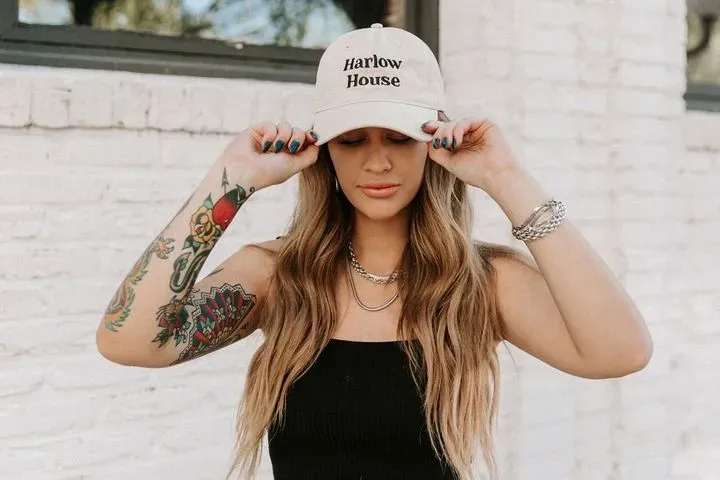 https://cdn.salonspotlight.com/photos/z1qNZVEZCGPjxOPhI4Oa/4c51da66-03bc-4efd-8c29-257f4446069c_720x720