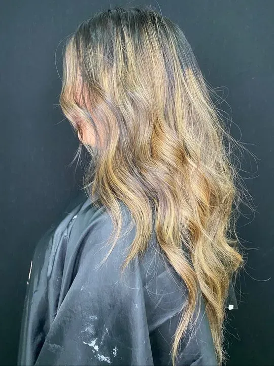 https://cdn.salonspotlight.com/photos/z34bKow9s4OisTRVrm4l/2fd83512-f342-4c59-ba79-72b4ed76862e_720x720