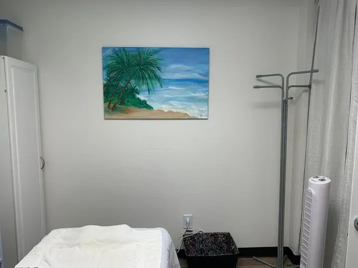 https://cdn.salonspotlight.com/photos/z5LjvLUJPUizKL31rDif/4386f343-97a6-43ee-9348-913be9db7040_720x720