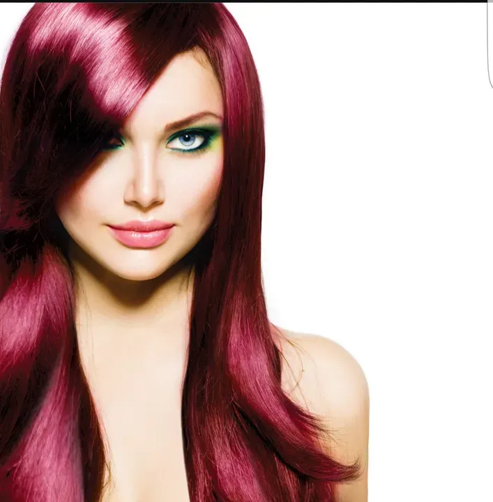 https://cdn.salonspotlight.com/photos/z77d8wn91qNGO4tTEQIv/821a54f5-f688-4f46-b1a0-4ed95545fa58_720x720