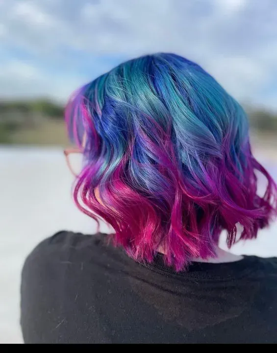 https://cdn.salonspotlight.com/photos/z7IClRoaJbahDcOoxzFZ/c3b8a52e-2261-4e90-90cf-c53c54d93f11_720x720