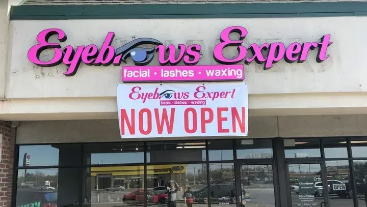 https://cdn.salonspotlight.com/photos/zBn1GCOqs7ucOX0mAZ3l/93a80794-5c04-4a70-93dc-948c03d7cbff_720x720