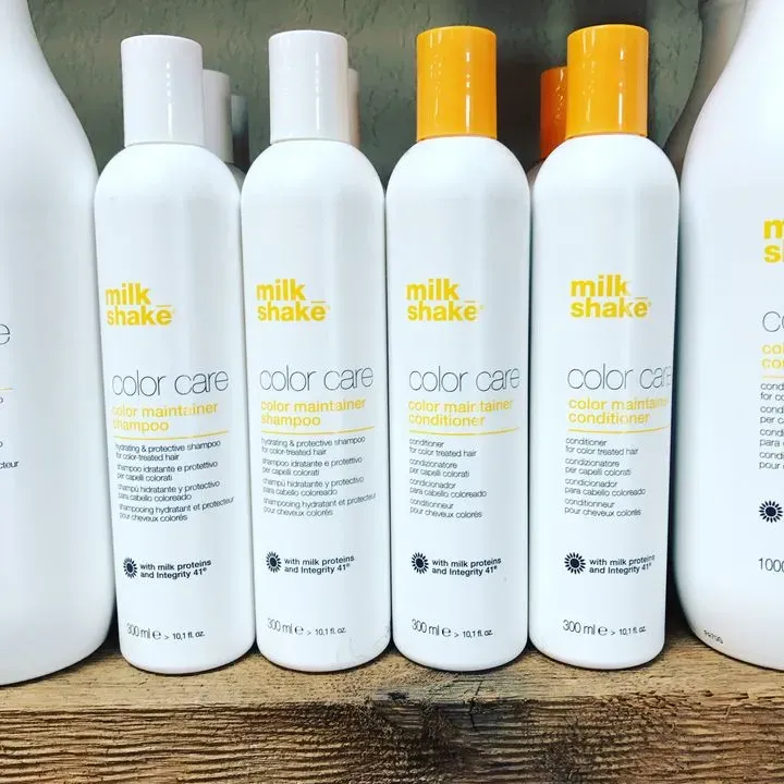 https://cdn.salonspotlight.com/photos/zIRrxW4bvHvqLbx8Hv1h/ff10bf9b-e618-4ee0-98e7-d3e2fb5abd29_720x720