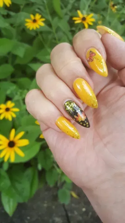 https://cdn.salonspotlight.com/photos/zJAvBpvi4MmcWb0I5XTs/6045c544-ac31-4964-8ffa-50ab0b825f2c_720x720