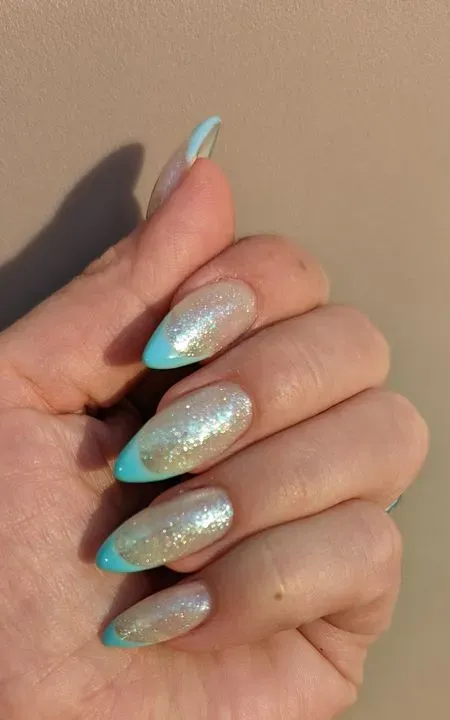 https://cdn.salonspotlight.com/photos/zJAvBpvi4MmcWb0I5XTs/c086a968-2f07-42b8-9719-3051bce12855_720x720