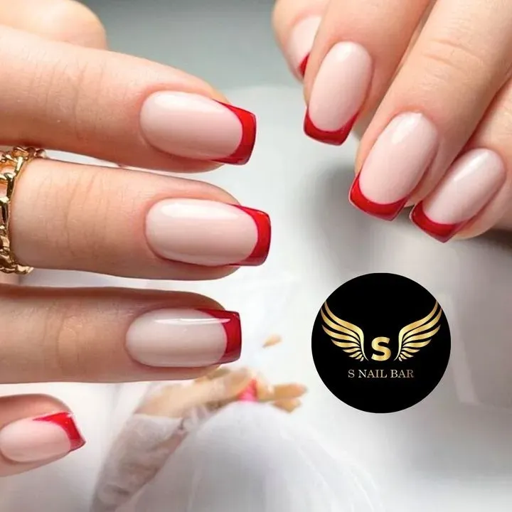 https://cdn.salonspotlight.com/photos/zL0RXkmYztlxdJ470alu/2a3a0685-56fc-4f20-a681-dad61d2312b9_720x720