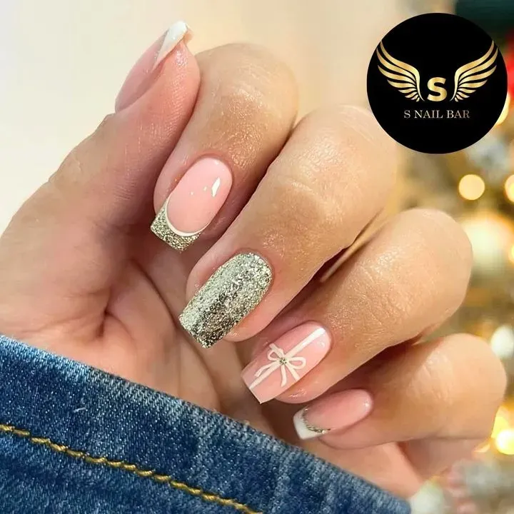 https://cdn.salonspotlight.com/photos/zL0RXkmYztlxdJ470alu/54b7d3e0-18c6-447e-933a-fa60dbfb7644_720x720