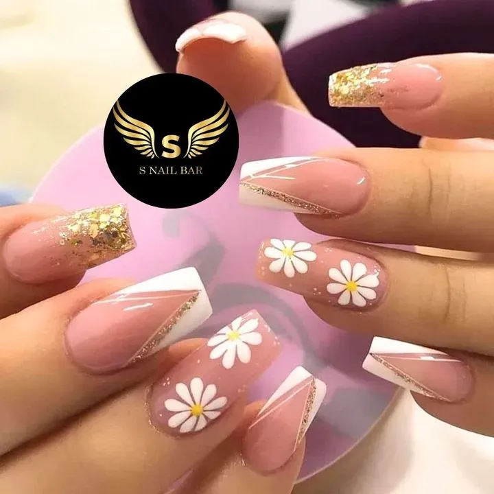 https://cdn.salonspotlight.com/photos/zL0RXkmYztlxdJ470alu/5b8c4e38-0c2a-478f-bc2b-b8002c172060_720x720