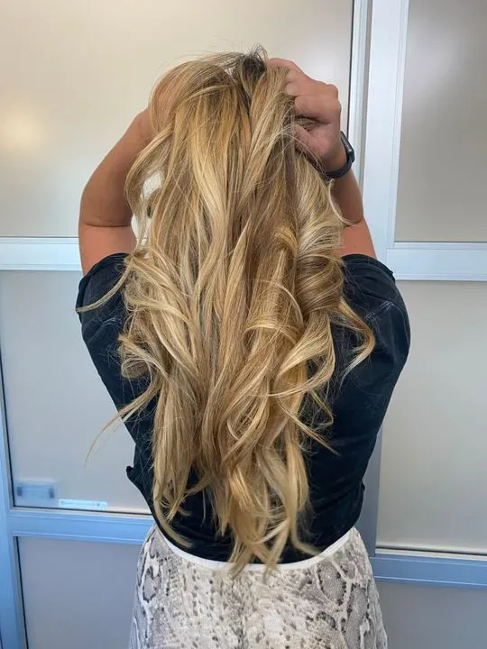 https://cdn.salonspotlight.com/photos/zQ6VkPO3UFFQhjoDXv2O/bd8bf81e-68b2-4e85-bff2-d1684fd41e71_720x720