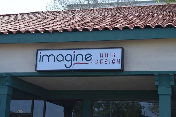 https://cdn.salonspotlight.com/photos/zWrKN8xQ3y8WhgPc4B7B/1818d5e5-78fa-4b34-bf58-06654f500b69_720x720