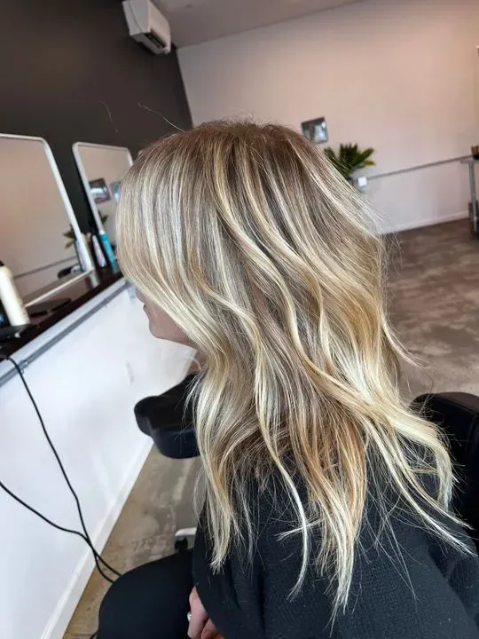 https://cdn.salonspotlight.com/photos/zaab86Oq6P0VbNcKMNd9/57e23ac3-2499-434e-af65-3b7dada5adac_720x720