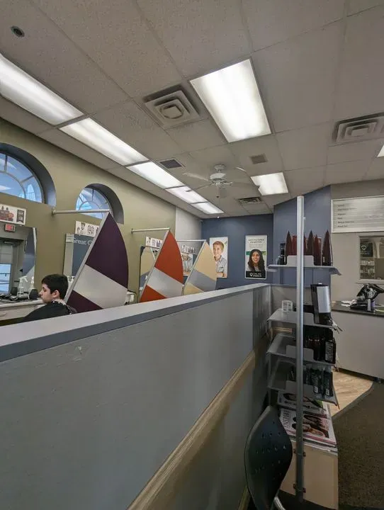 https://cdn.salonspotlight.com/photos/zmdTl6RbEOMAOu5MIiEC/e9bac903-035b-4ef9-8035-e8d660f2cc7c_720x720