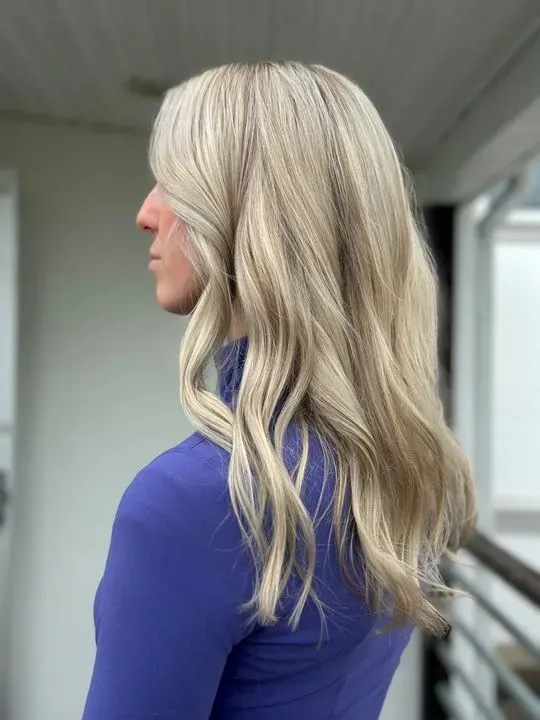 https://cdn.salonspotlight.com/photos/zpGnoaF0wv7IIevUGBhF/ef1c4312-1e44-46ad-a31d-e99b930132f9_720x720