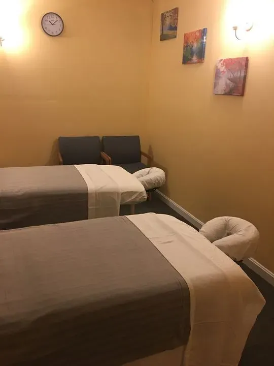 https://cdn.salonspotlight.com/photos/zsVc0x3GrxZmX2COs3eZ/23d34f1b-28f8-41a0-89c2-6214b4ed073e_720x720