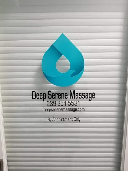 https://cdn.salonspotlight.com/photos/zv699VSGHHiFWRgEmF12/b04cc778-e3ce-4c1e-b1d4-8c5e05dab93a_720x720