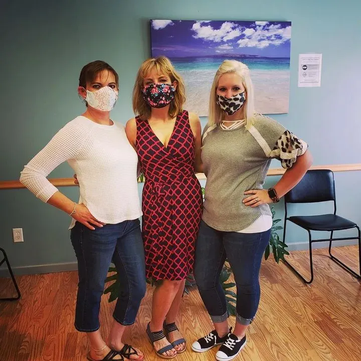 https://cdn.salonspotlight.com/photos/zzMY8lHapVuj0IvVm2pd/24f6a777-15b7-4b83-af08-72ca61dce74a_720x720